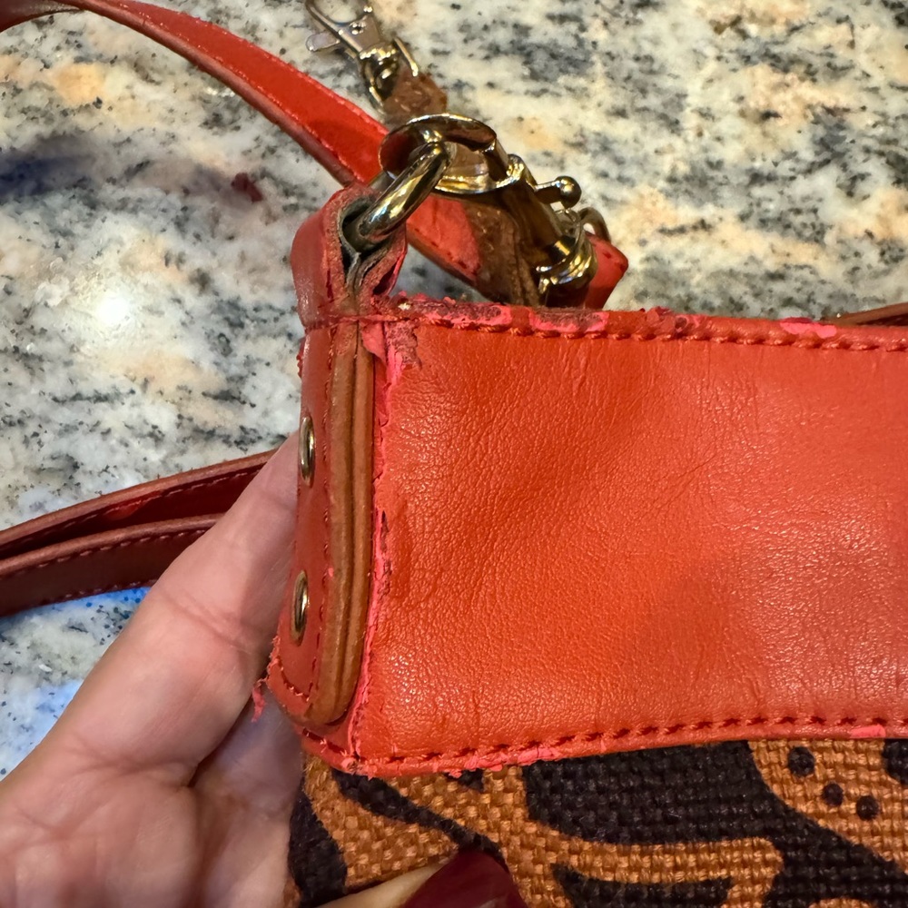 Spartina 449 brown and orange purse. Can be used as crossbody. - Picture 8 of 16